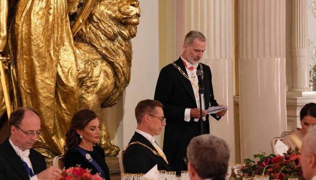 Felipe VI en la cena de gala en Finlandia. (Foto: RTVE)