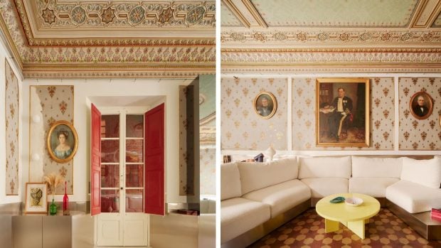 A la izquierda, una puerta acristalada con postigos rojos junto a un retrato ovalado; a la derecha, un sof&aacute; blanco y una mesa de centro amarilla bajo retratos al &oacute;leo de marco dorado. Foto: Ra&uacute;l S&aacute;nchez Architects
