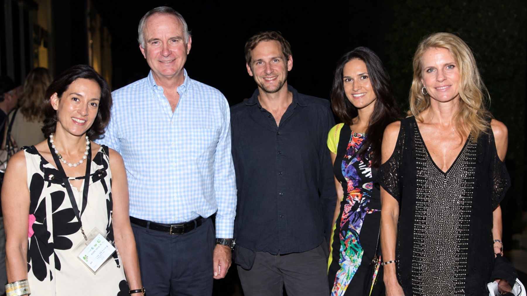 Eduardo Sánchez Navarro Redo, Josh Lucas y Jessica Lucas en la ceremonia inaugural en el Centro de Convenciones de Los Cabos. (Foto: Getty Images)