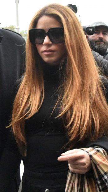 El primer cara a cara de Shakira con Piqué. (Foto: EP)
