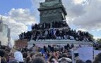 Cientos de personas participan en una nueva movilización estudiantil en París (Francia), este jueves
