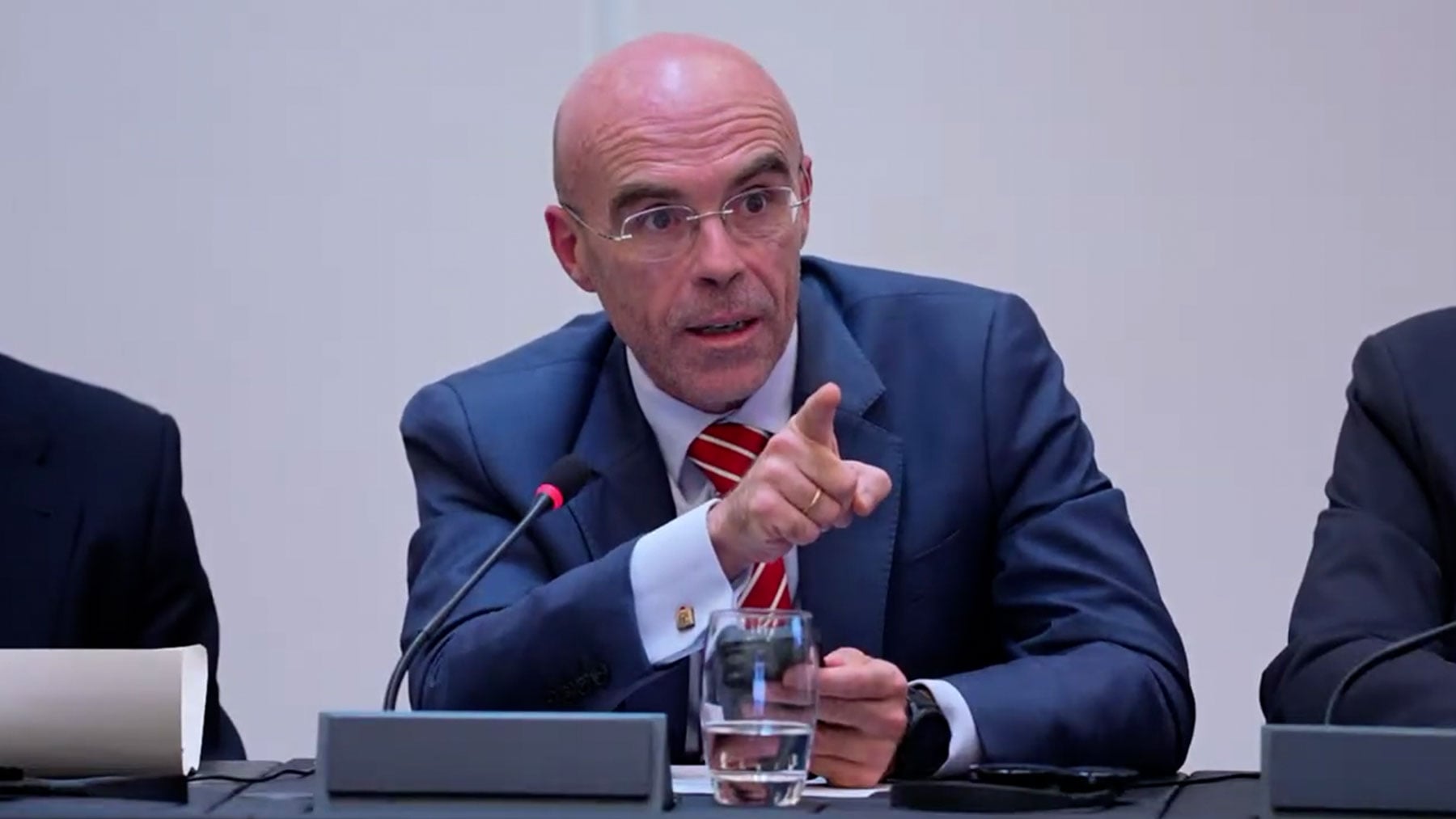 Vox lanza un mensaje a los nuevos españoles por la Ley de Nietos: Nadie debe la nacionalidad a un partido