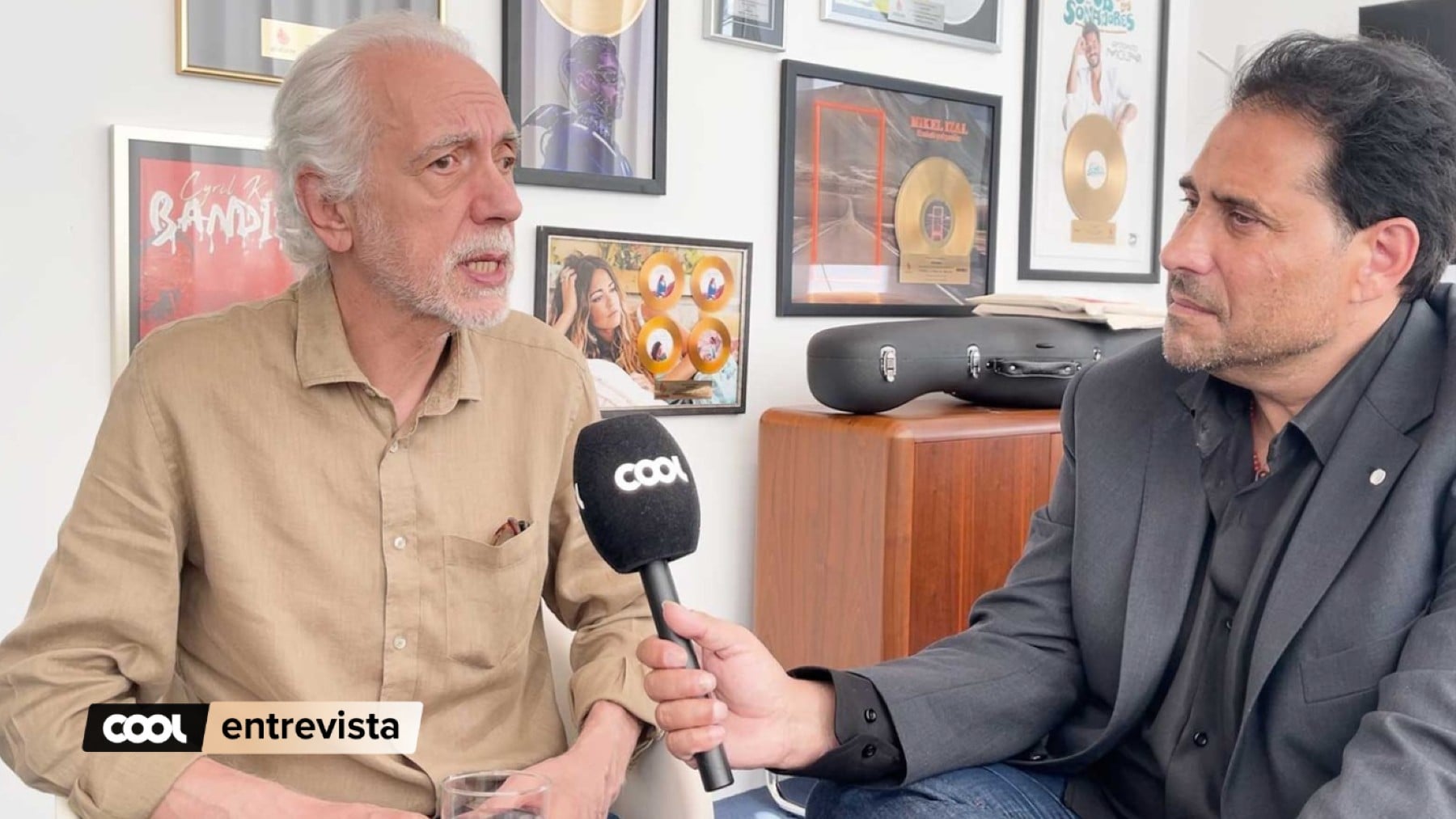 El cineasta Fernando Trueba y el guitarrista Niño Josele presentan la película ‘Bajañí’.