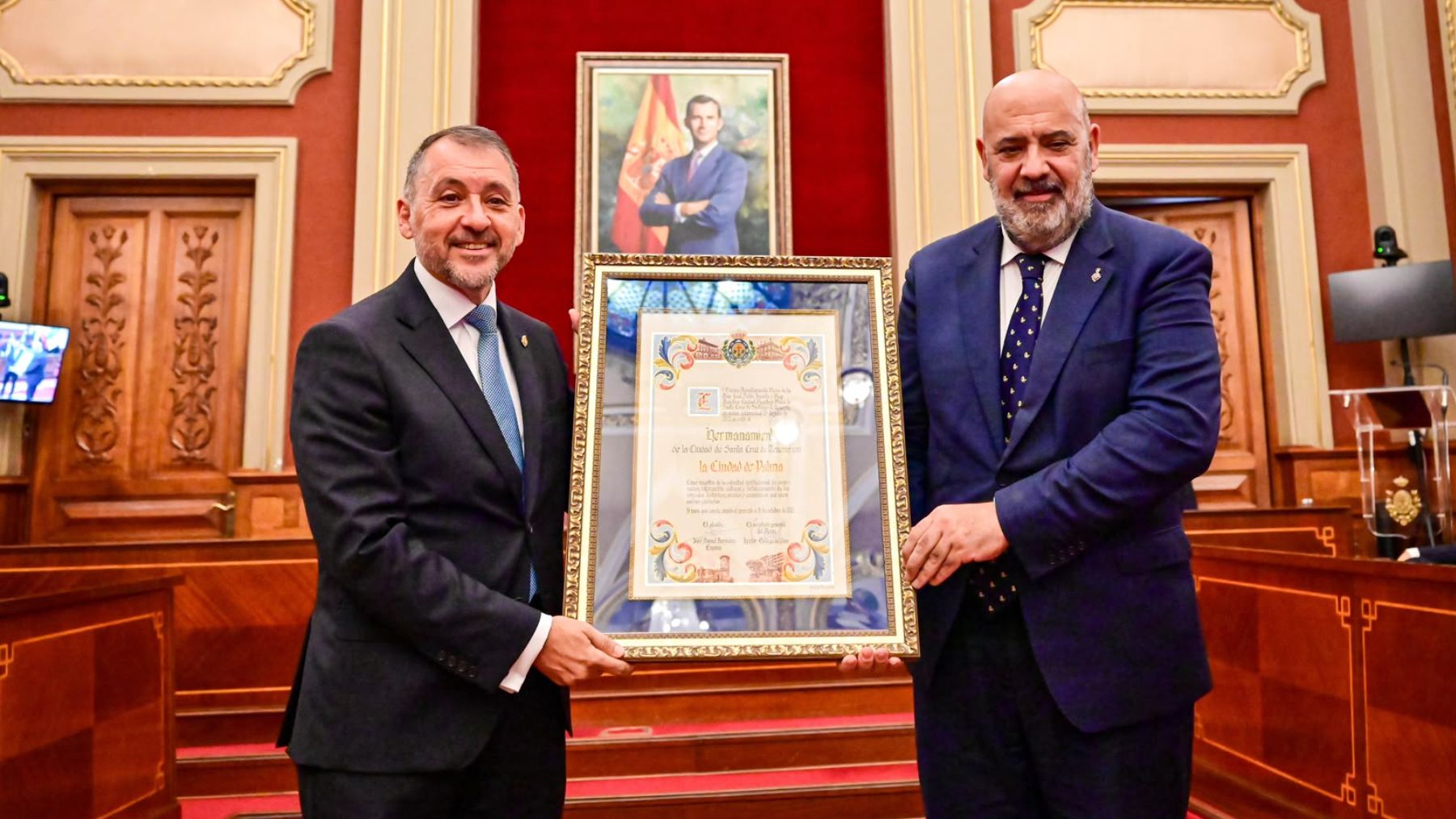 Palma y Santa Cruz de Tenerife firman un acuerdo de hermanamiento y colaboración