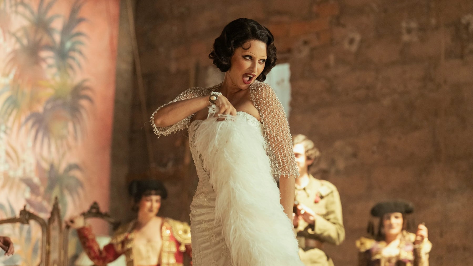 Imagen de la actriz Penélope Cruz en la película ‘La bola negra’ ( Elastica Films, Movistar Plus+).