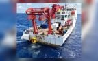 El buque Xiangyanghong 10 recupera el muestreador en el mar