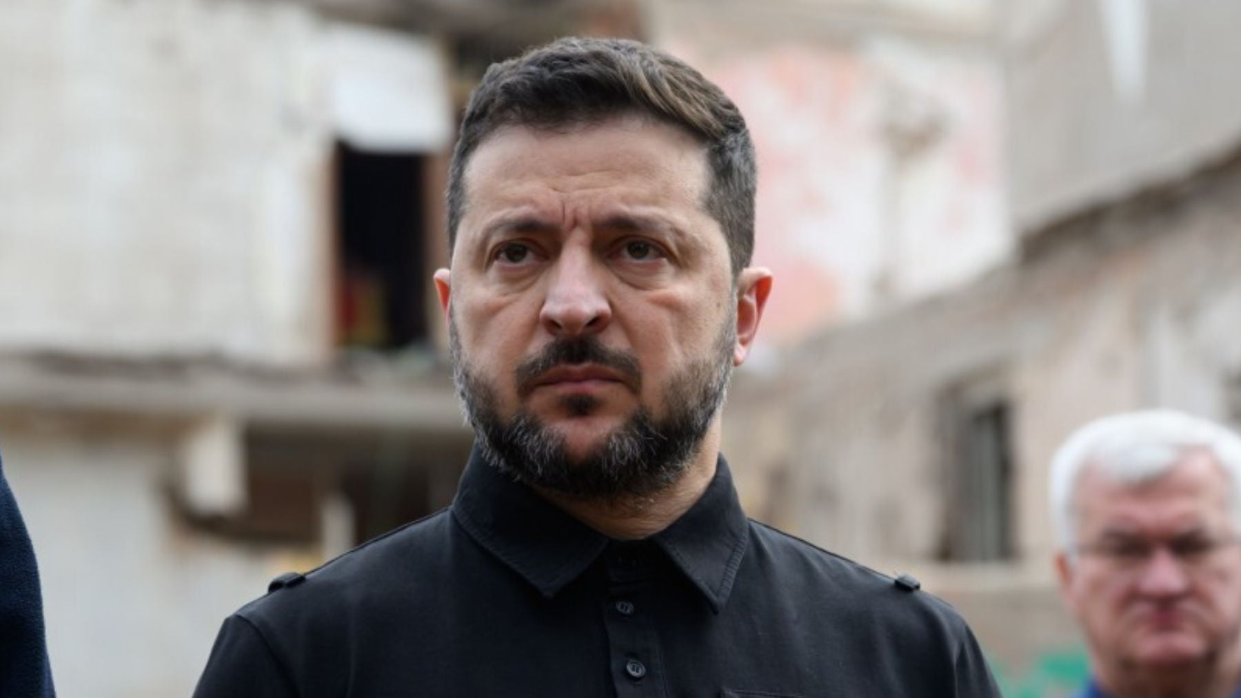 Zelenski condiciona las elecciones en Ucrania a 60 días de alto al fuego total con Rusia