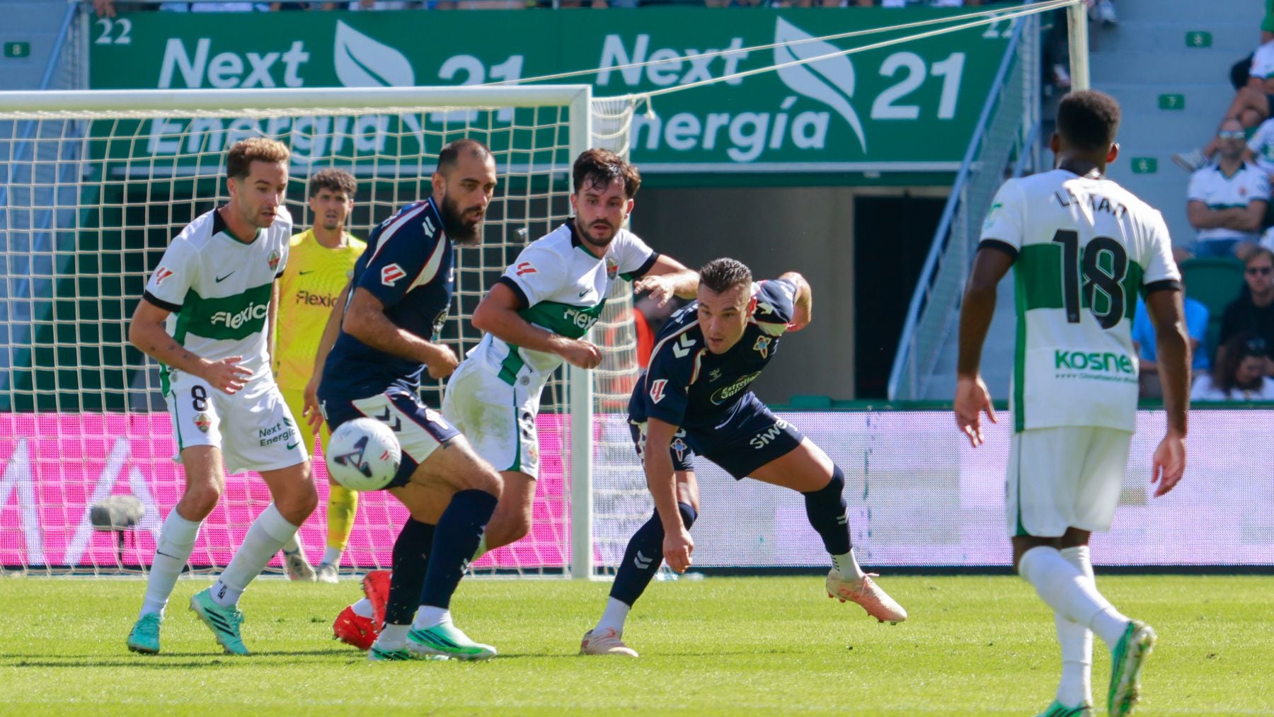 Elche y Celta empatan a cero. (EFE)