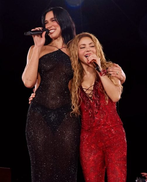 Dua Lipa y Shakira en concierto. (Instagram de Shakira)