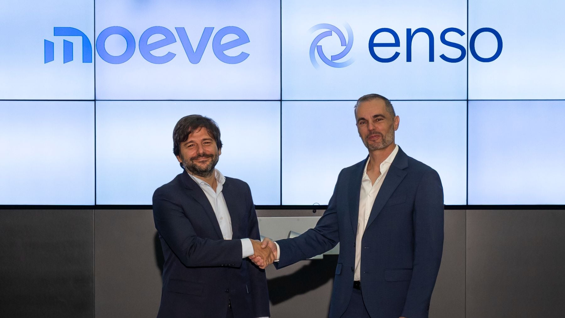 Carlos Aguilera, responsable de desarrollo comercial de Moeve decarbonize, y Elias Hernández, consejero delegado de ENSO.