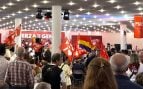 El PSOE reparte banderas del partido, Aragón y a UE pero ninguna de España en el mitin de Sánchez en Zaragoza