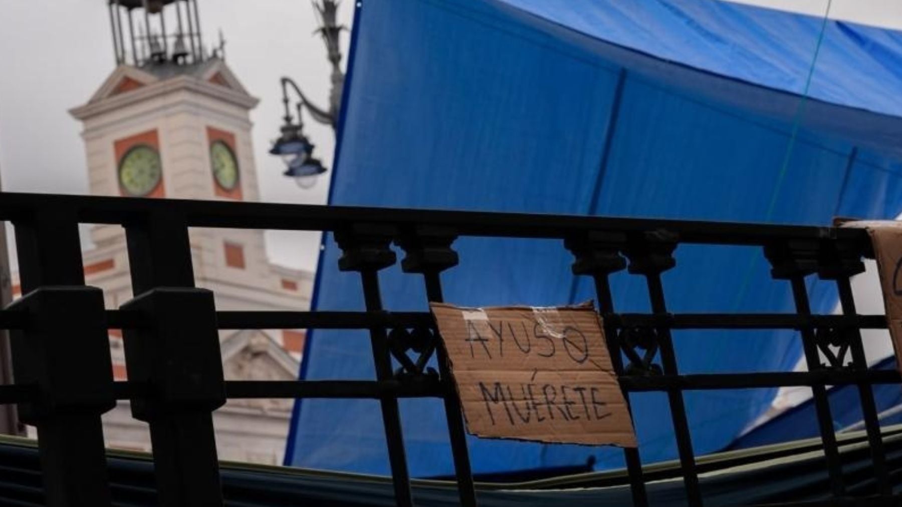 Ayuso denuncia ante la Fiscalía amenazas de muerte contra ella en la acampada de Sol