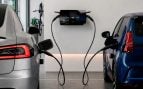 Ocho de cada diez hogares que compran un coche enchufable ya lo utilizan como vehículo principal