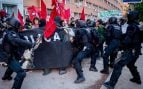 Cinco detenidos y dos policías heridos en la Complutense en el inicio de la huelga de Educación