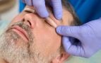 La nueva obsesión estética está en los ojos: la cirugía de párpados bate récords al rejuvenecer hasta 10 años