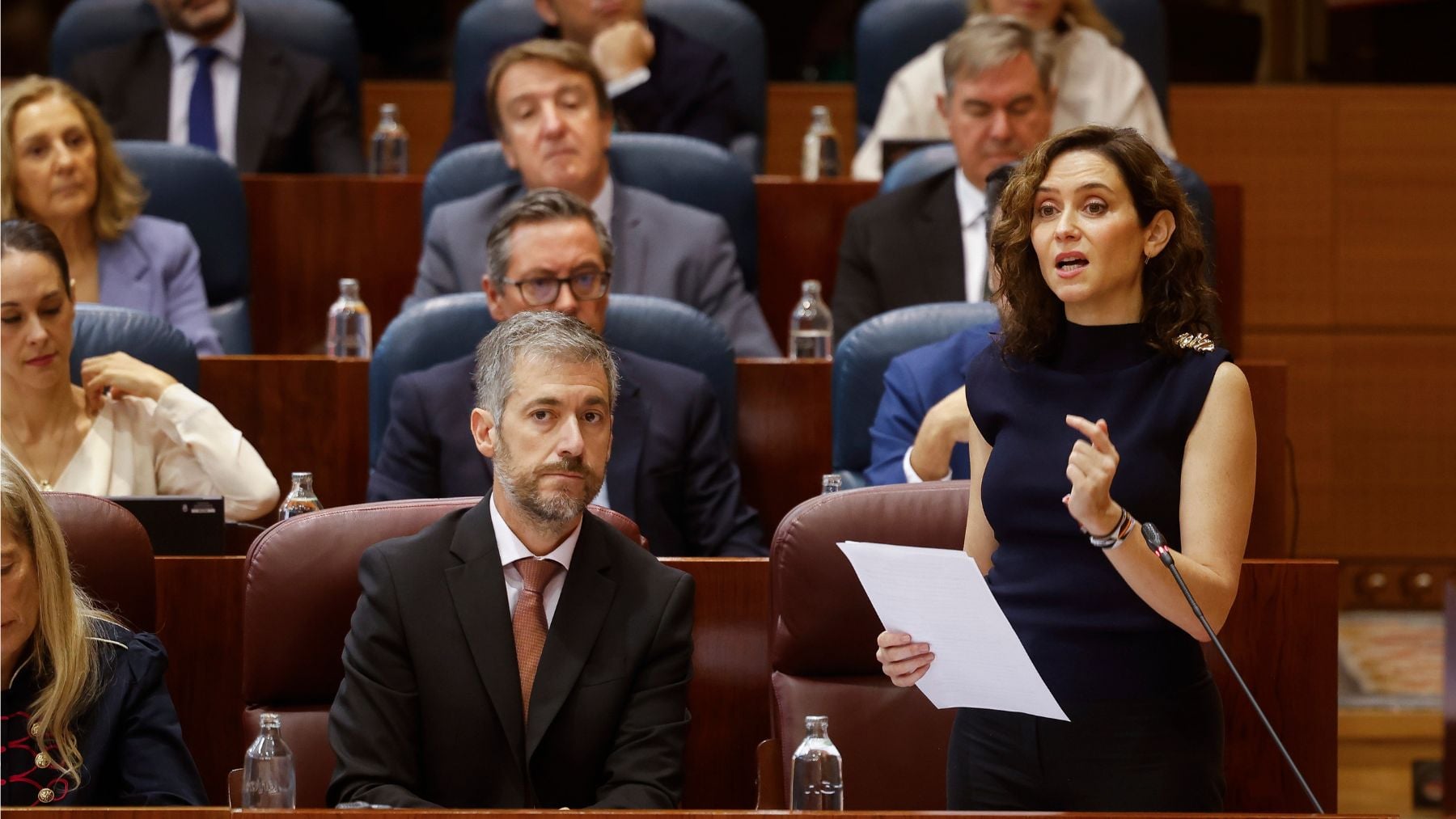 Ayuso acusa a la izquierda de volverse extremadamente violenta cuando va a perder las elecciones