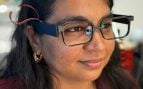 Gafas inteligentes GlassTENG de Northwestern con sensores en la montura que captan el parpadeo y el pulso