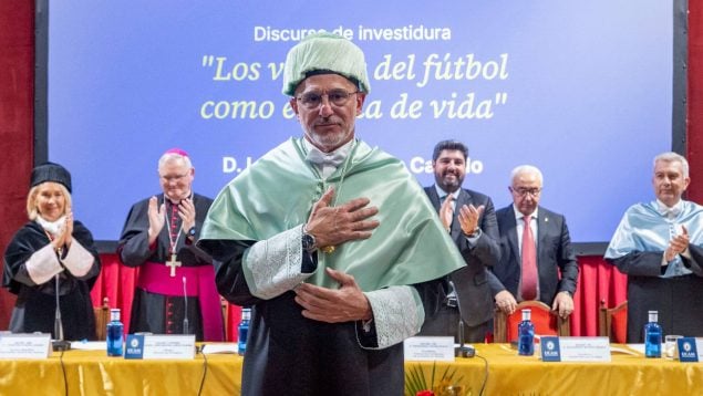 Intelektuális és etikai felelősség – díszdoktorrá avatták Luis de la Fuentét