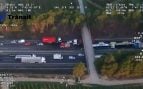 Un camión pierde su carga de estiércol en plena AP-7 y provoca el caos en plena hora punta
