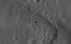 Pozo de Marius Hills, posible entrada a una cueva en la Luna, fotografiado por la sonda LRO de la NASA
