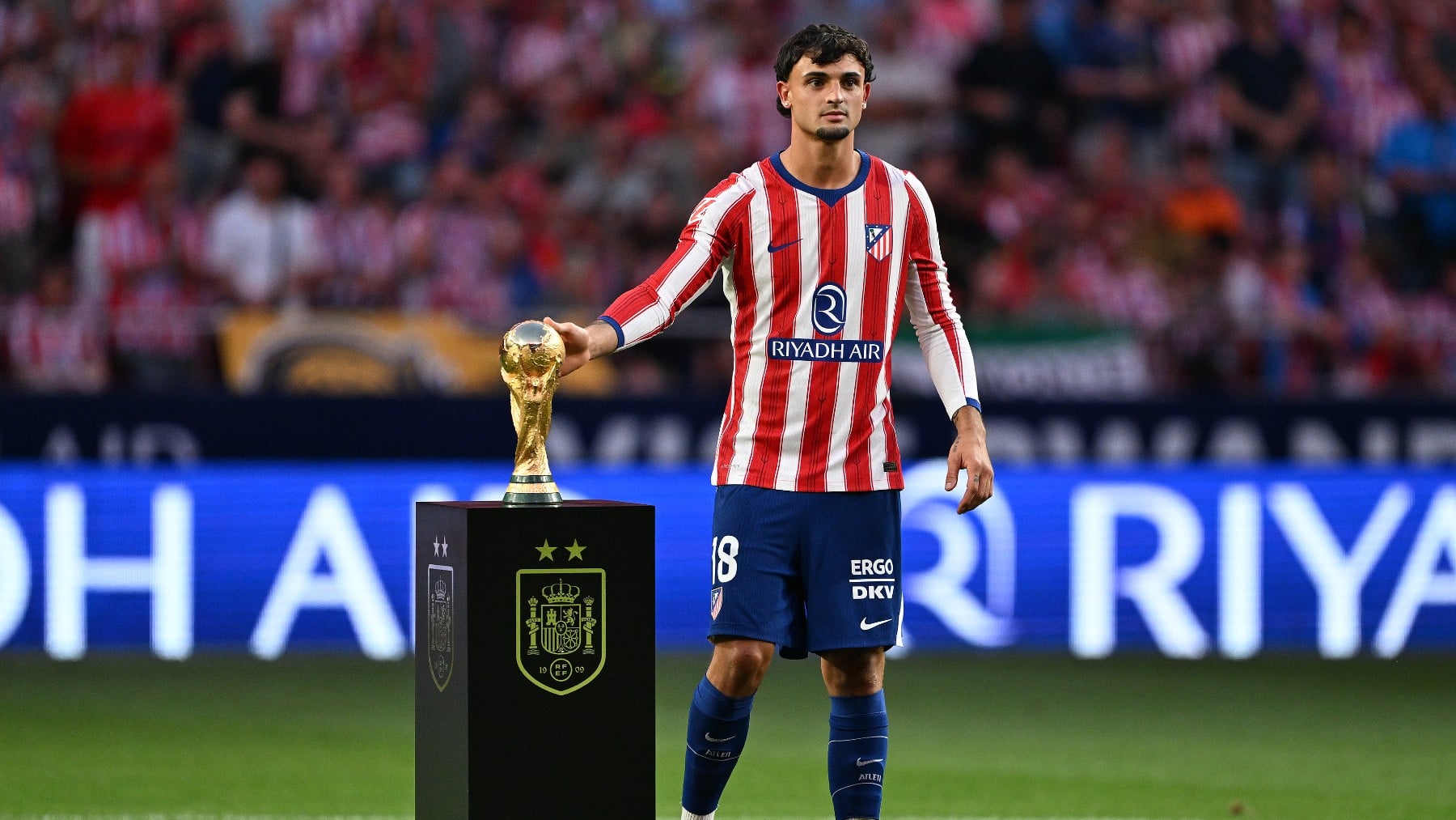 De rechazado por la estatura a pilar del Atlético y campeón del mundo: el reencuentro de Pubill con el Espanyol