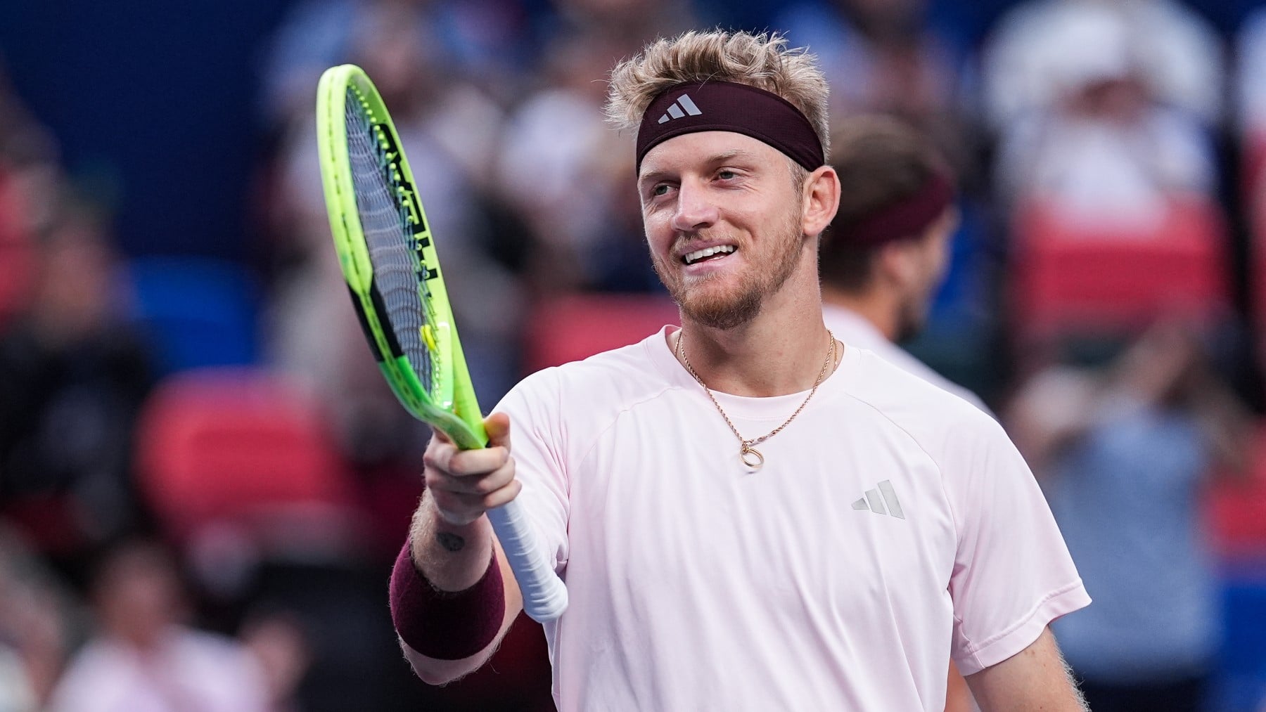 Inconmensurable Davidovich: apaga la catapulta de Zverev y se mete en la final de Shanghái