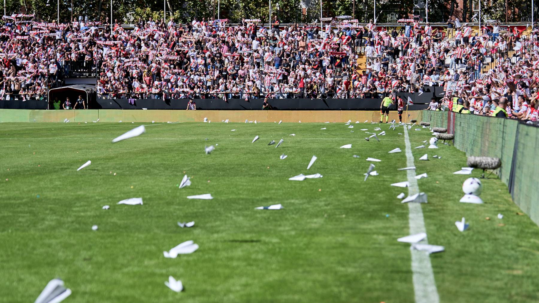 El Rayo – Athletic suspendido por el lanzamiento de objetos se reanudará a puerta cerrada con fecha aún por determinar