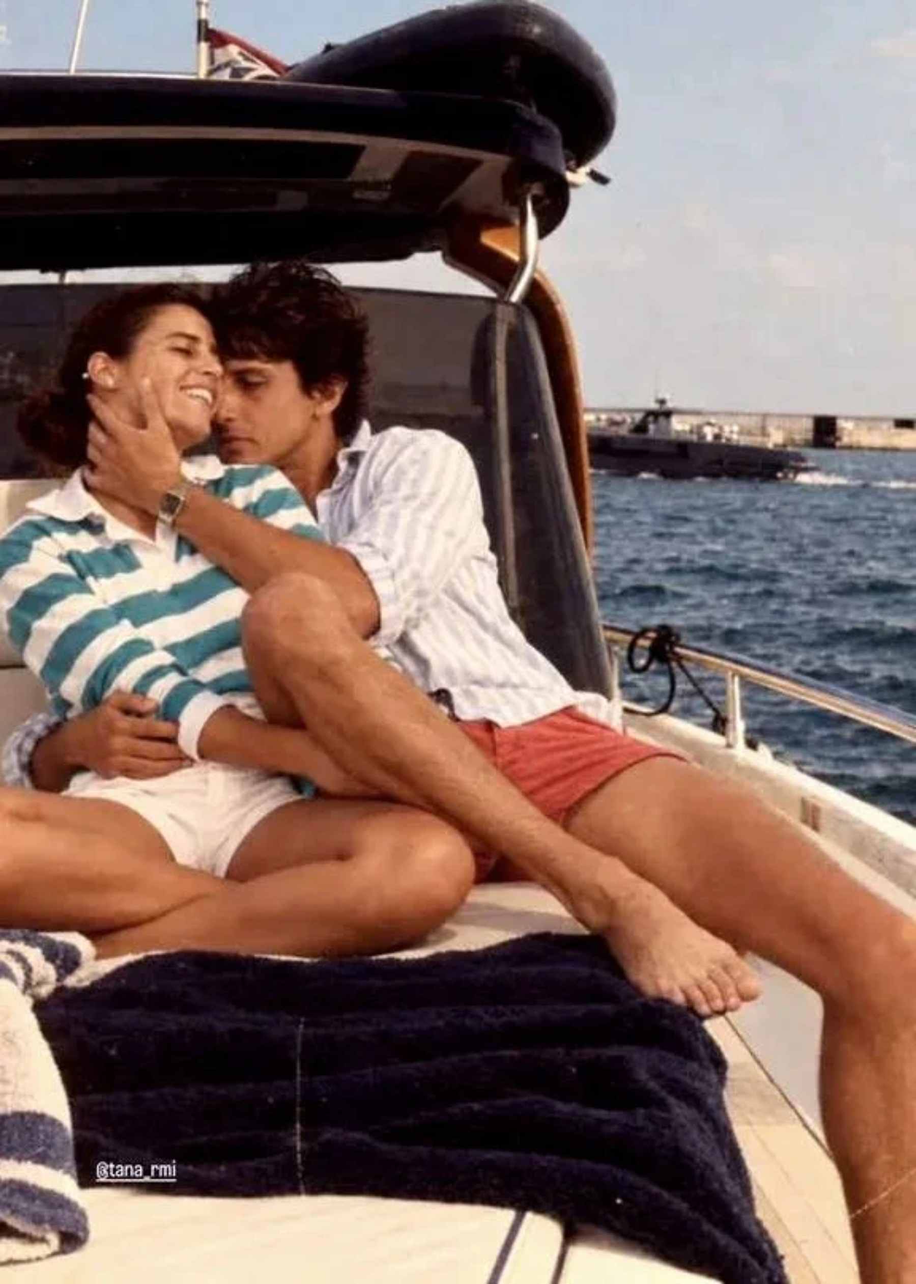Roca Rey y Tana Rivera durante una escapada. (Foto: @rocarey)