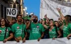 Los sindicatos denunciarán a Ayuso por mantener las clases con normalidad ante el desplome de la huelga entre los profesores