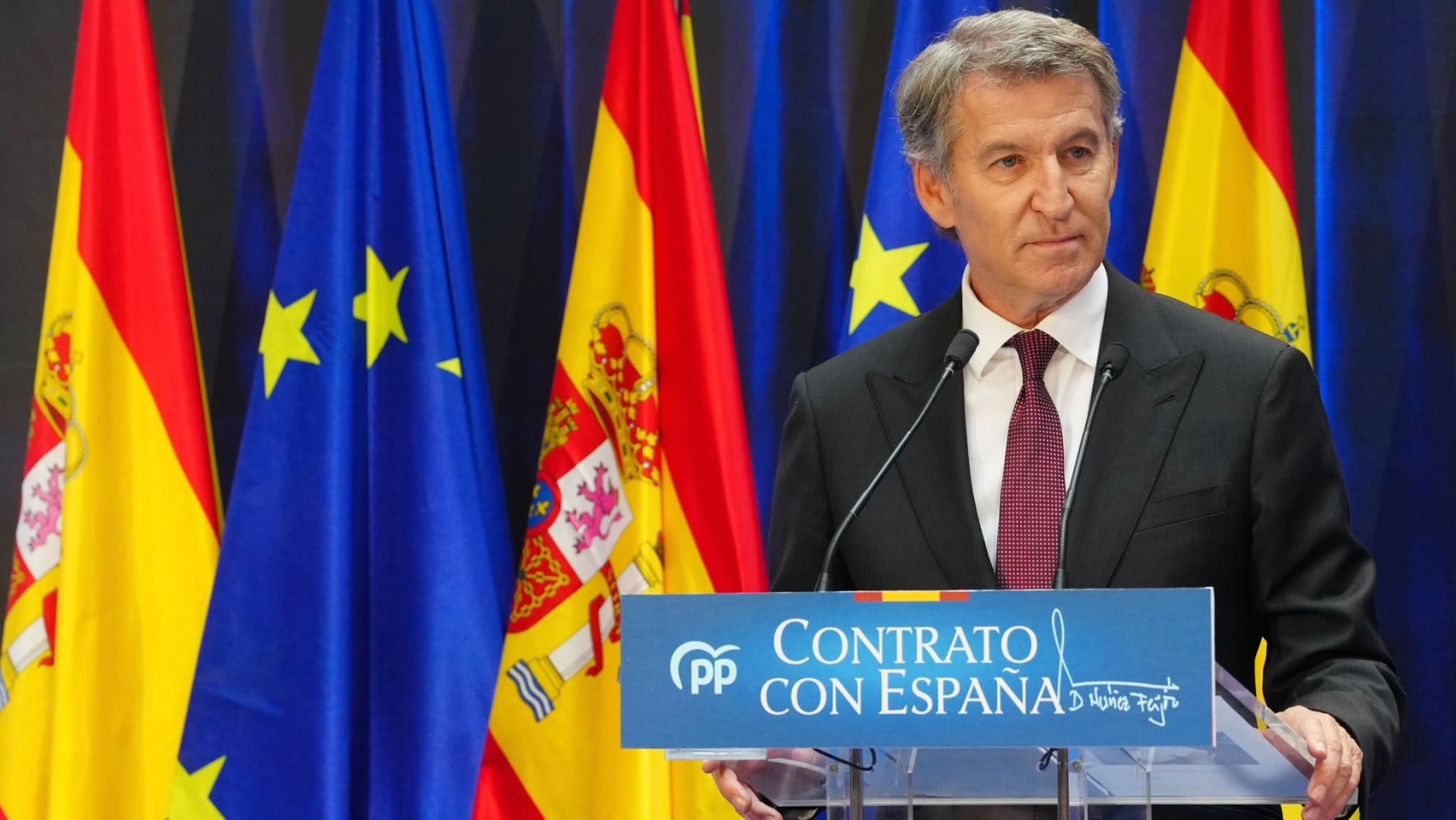 Feijóo firma su ‘Contrato con España’: «Los ciudadanos necesitan un presidente que les diga la verdad siempre»