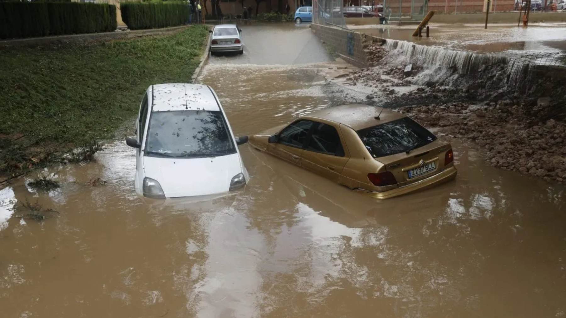 Última hora del temporal en España, en directo: la dana Adam inunda Valencia y deja municipios incomunicados