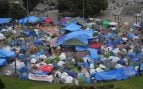 El Ayuntamiento de Barcelona del socialista Collboni corta la luz a los acampados en la plaza de Cataluña