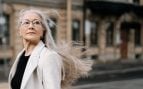 Alba Gómez Zubiaur, dermatóloga, sobre el mito de las canas: 