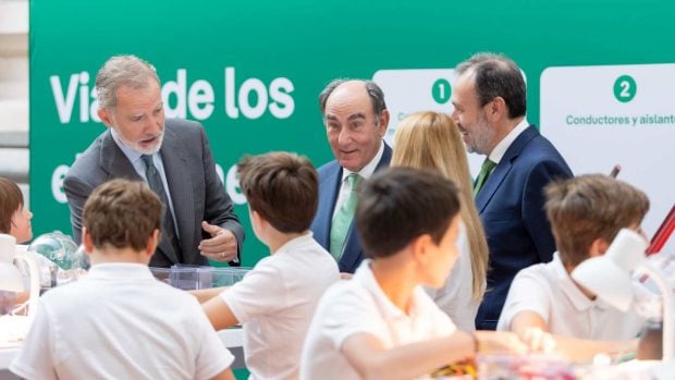 Felipe VI e Ignacio Galán en la inauguración de la exposición