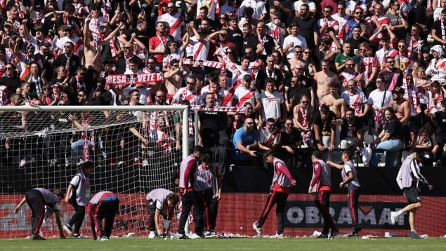 Szigorú büntetések a Rayo Vallecano szurkolóira a félbeszakadt mérkőzés miatt