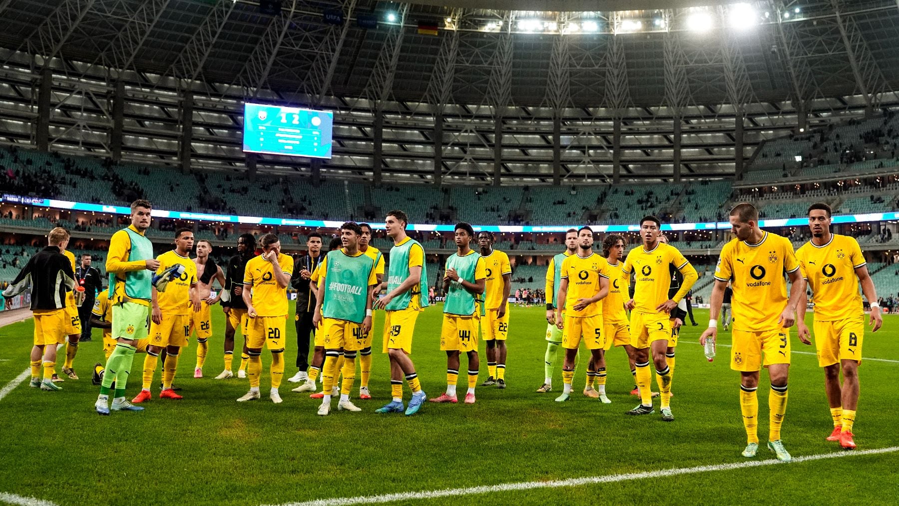 El Dortmund evitó ducharse en el estadio de Bakú tras su partido de Champions alegando un posible brote de legionela