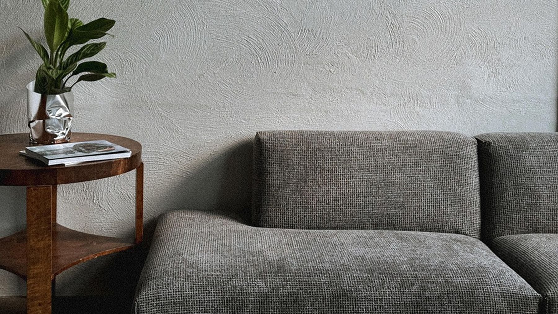 Las paredes lisas de siempre tienen los días contados: los expertos en interiorismo confirman la nueva tendencia que aporta textura y va a ser lo más visto en 2027