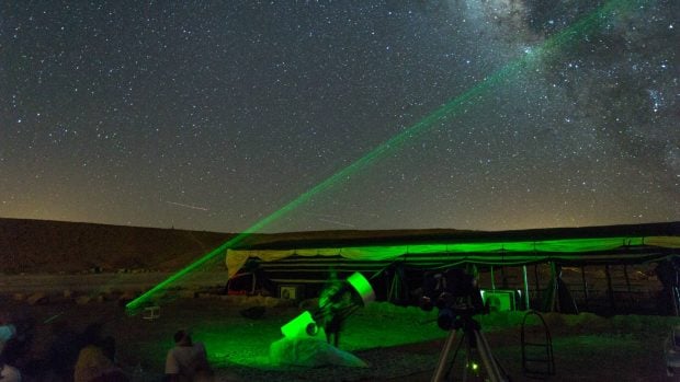 observación nocturna estrellas