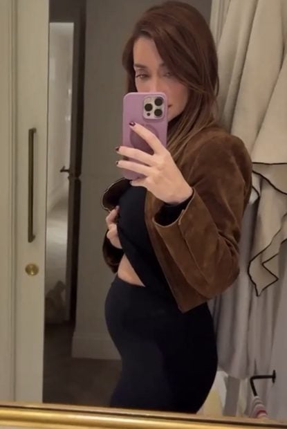 Adara Molinero enseña su barriga apenas unas semanas después de anunciar su embarazo (Foto: Instagram).