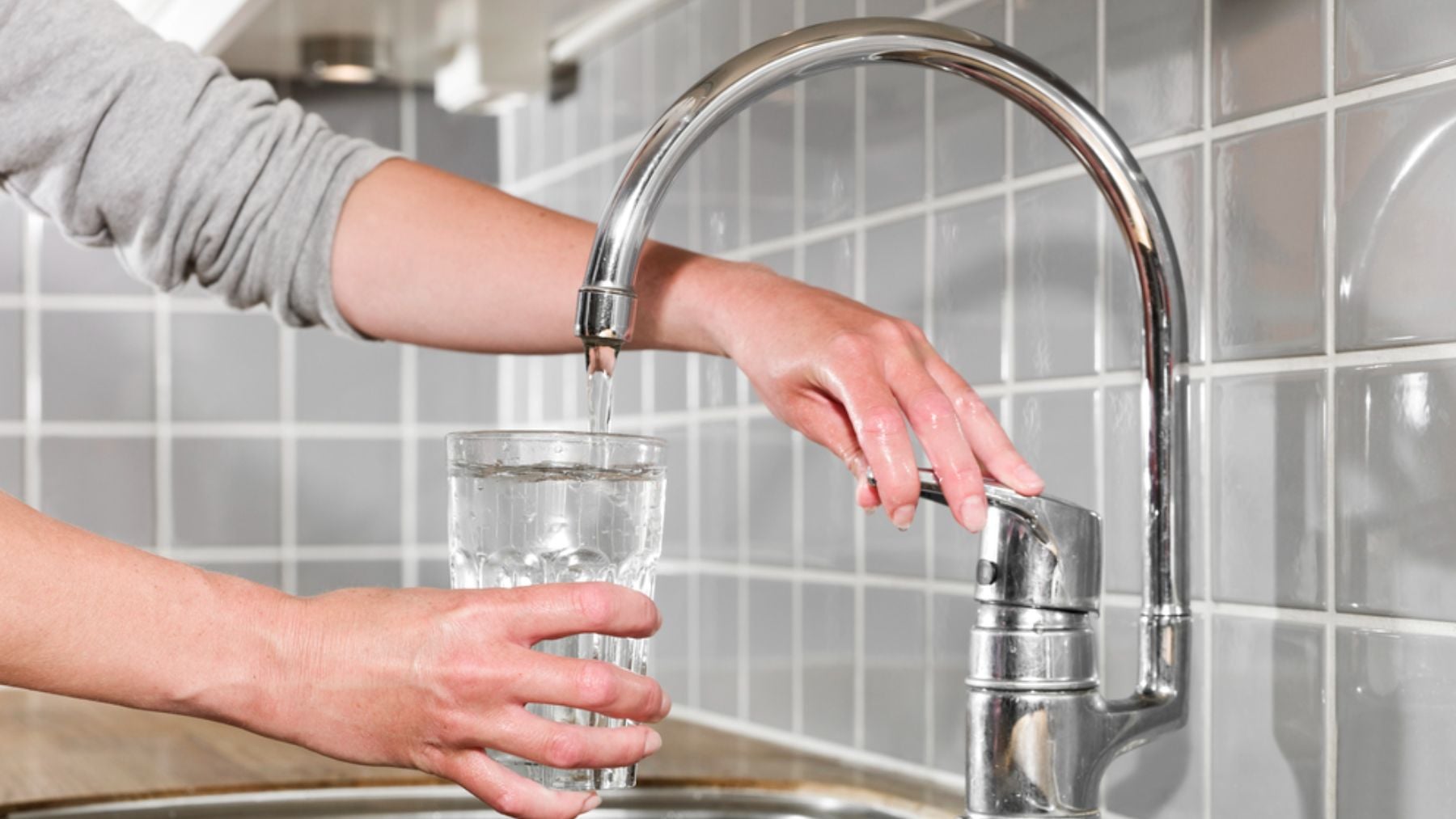 Deshidratación silenciosa: por qué deberías beber más agua en otoño