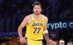 Luka Doncic maravilla a la NBA con una canasta imposible sobre la bocina en la victoria de los Lakers