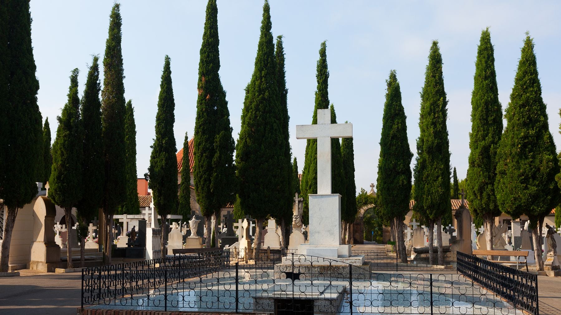¿Qué se celebra el 1 de noviembre, Día de Todos los Santos? Origen y por qué se celebra