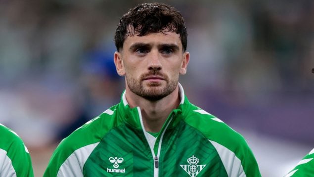 Újabb rablás Sevillában: álarcosok törtek be Troy Parrott otthonába a Betis-Barcelona mérkőzés alatt