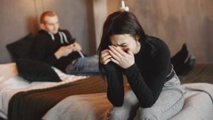 Según la psicología, las personas que son infieles no lo hacen necesariamente porque su relación no funcione, sino por algo que llevan dentro y todavía no han resuelto