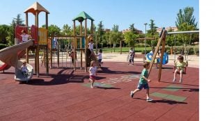 Suelos de caucho en parques infantiles