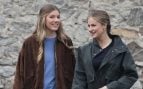 La infanta Sofía y la princesa Leonor en Llanes