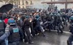 Los radicales de izquierda provocan nuevos disturbios en las calles de Francia que se saldan con al menos 1.000 detenidos