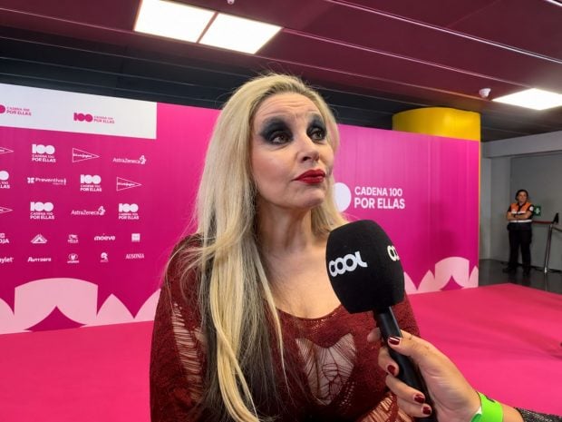 Alaska en el 'Por Ellas'. (Foto: COOL)