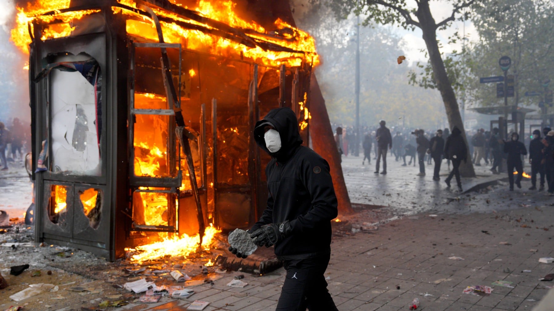 El vandalismo se cobra otra víctima en París: la NFL cancela un evento por las protestas