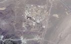 Imagen por satélite de la planta de Natanz con las obras de la montaña Pickaxe al sur